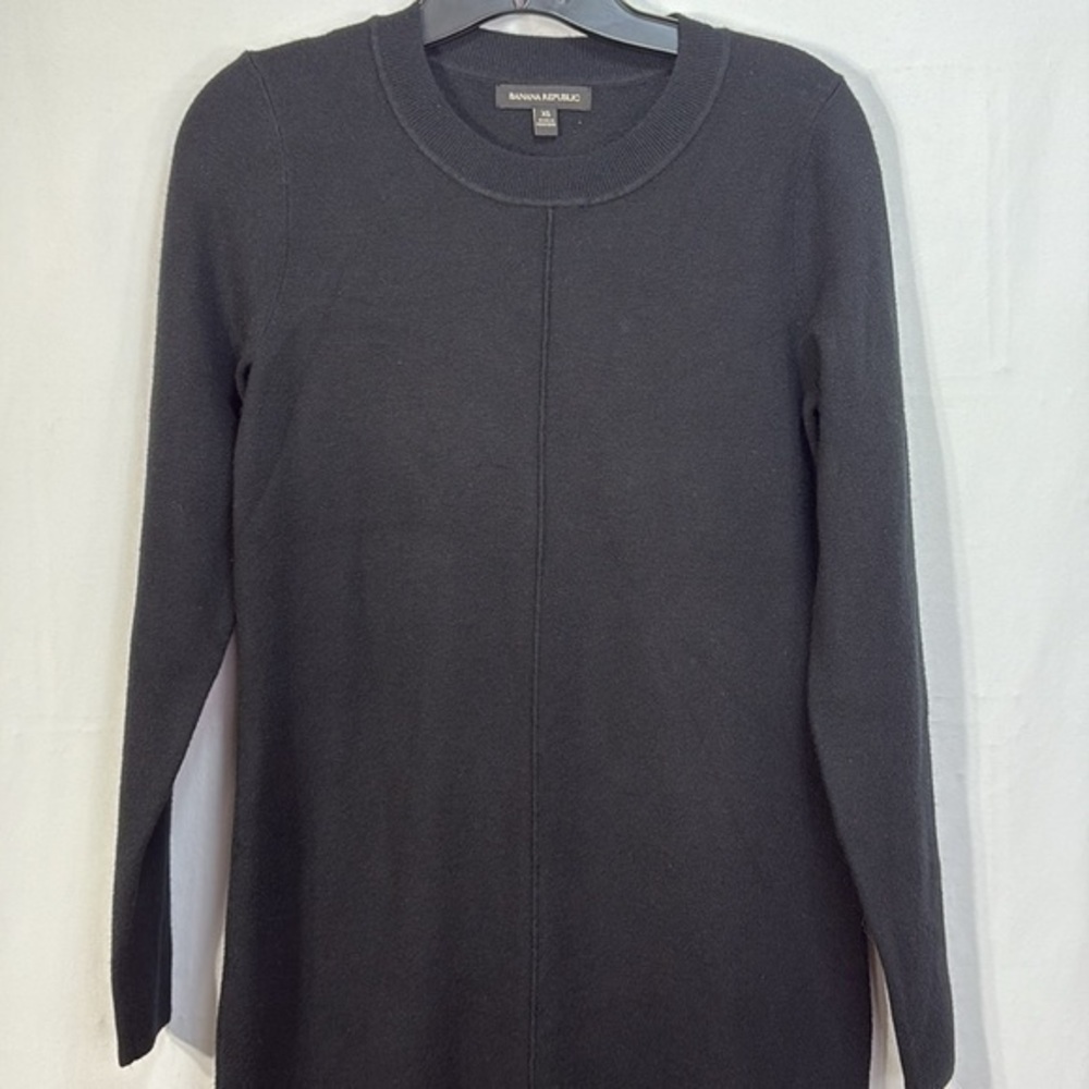 🪽 banana republic black, long sleeve serene sweater dress